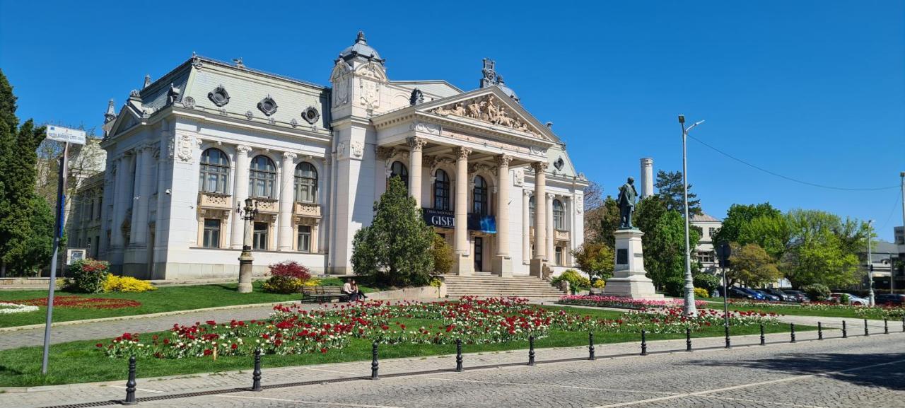 Genesis - Iasi City Center Esterno foto
